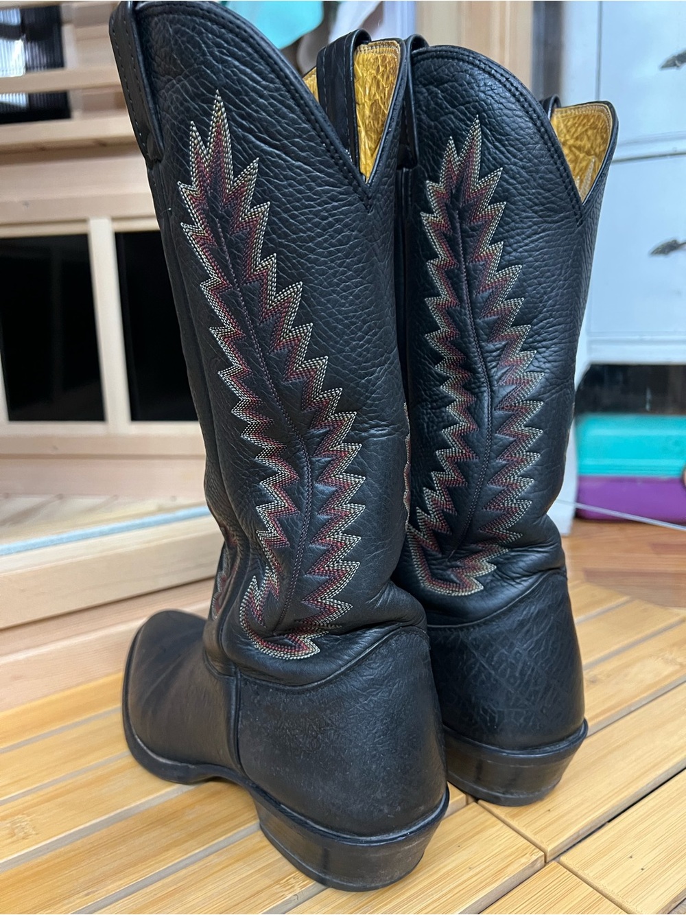 Nocona men’s 8.5 D Leather Cowboy boots